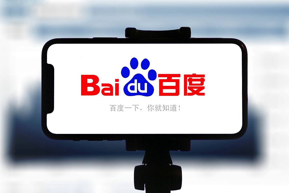 在游泳馆跳水身亡男子系体育老师